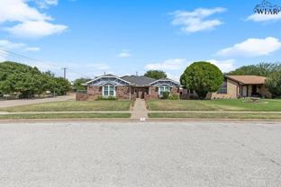 1 Mcnabb Cir - Photo 1 of 1