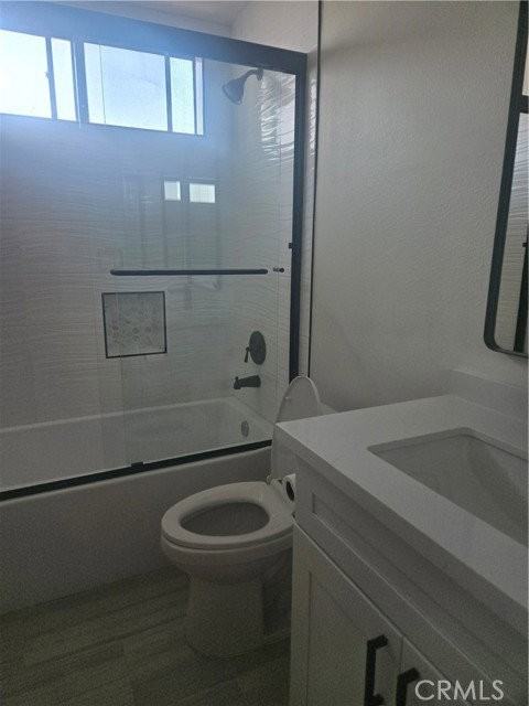 15137 Magnolia Blvd #C - Photo 3 of 7