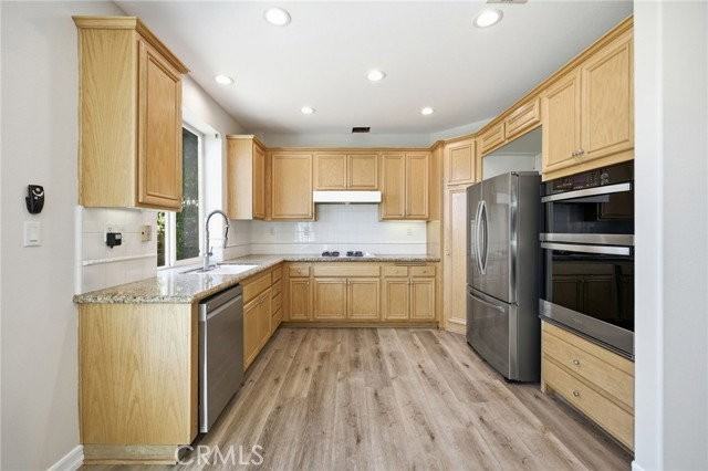20716 Pesaro Way - Photo 4 of 8