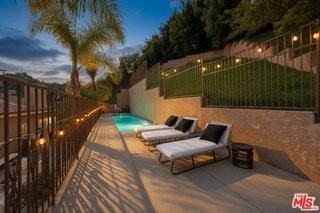 15330 Del Gado Dr - Photo 3 of 8
