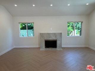 13338 Magnolia Blvd - Photo 4 of 8