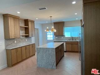 13338 Magnolia Blvd - Photo 7 of 8