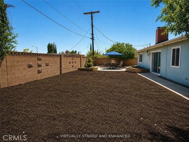 20355 Itasca St - Photo 3 of 8