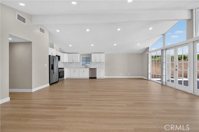 16427 Clymer St - Photo 6 of 6
