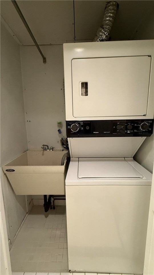 329 Castle Shannon Blvd #2ndFL - Photo 4 of 13