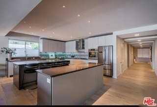 2391 Roscomare Rd #403 - Photo 4 of 8