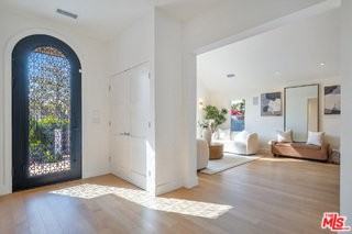 1222 S Genesee Ave - Photo 3 of 8