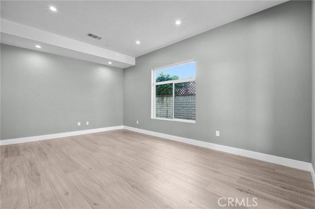 2130 W 238th St - Photo 5 of 8
