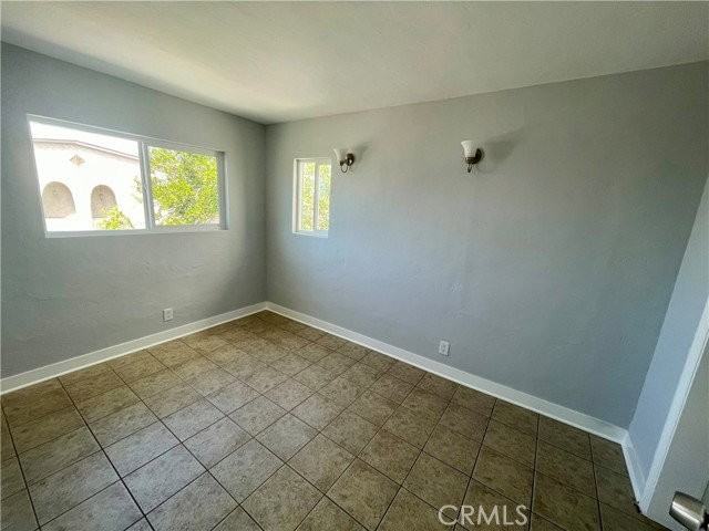 3112 Highland Ave - Photo 6 of 8