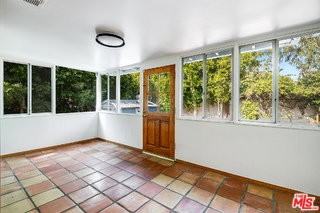 2924 Manning Ave - Photo 6 of 8