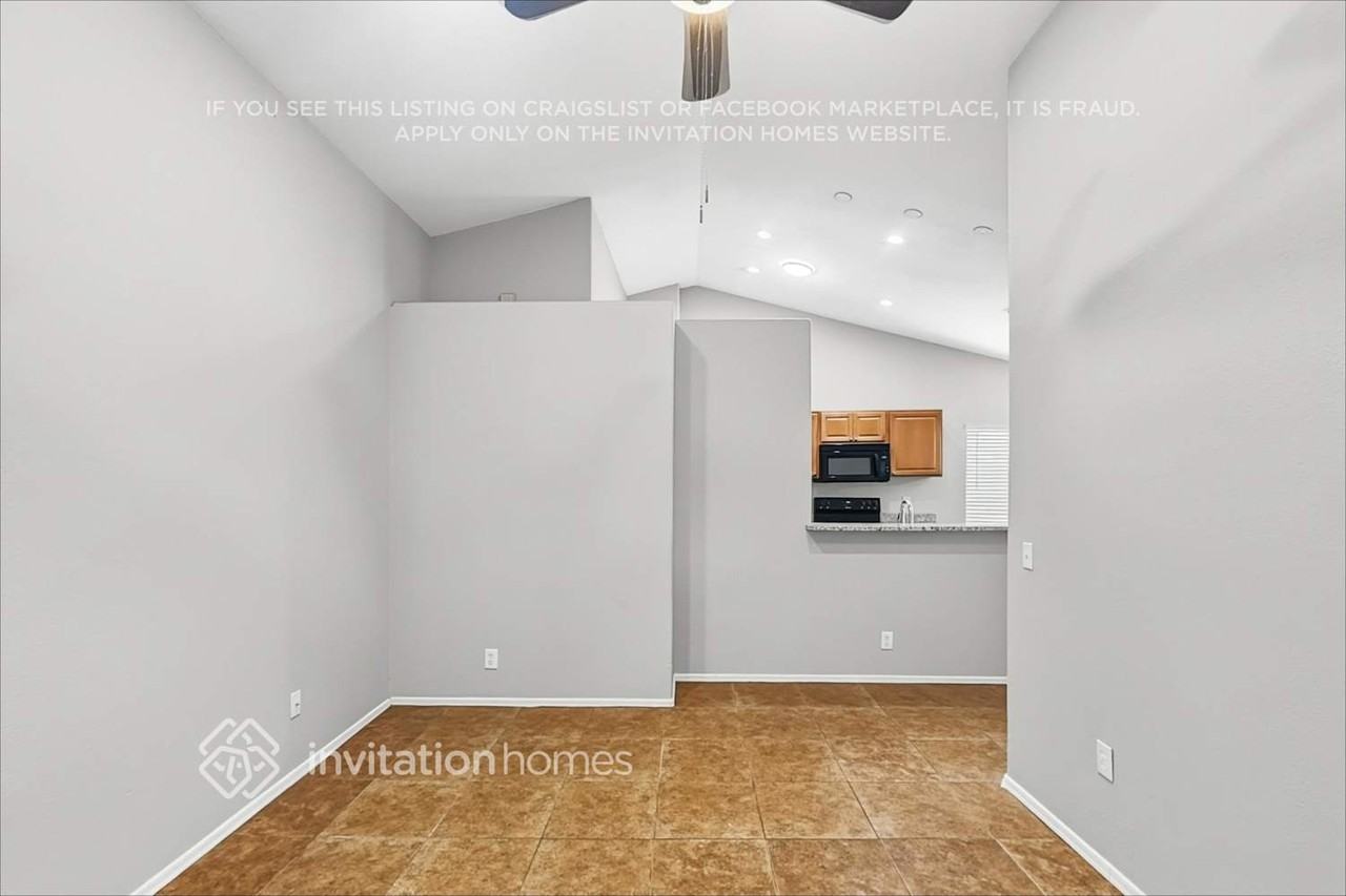2110 N Ithica St - Photo 5 of 18