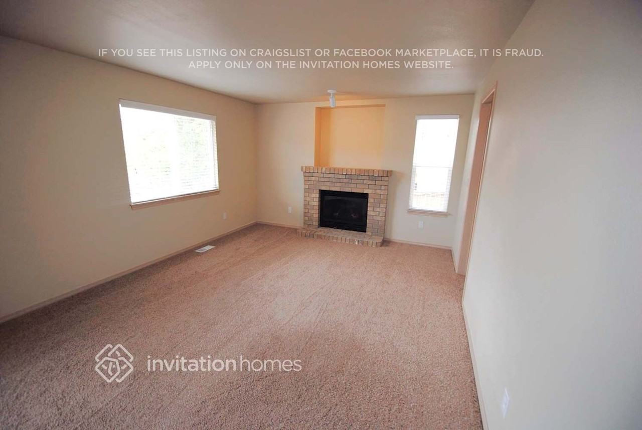 24308 130th Ave Se - Photo 2 of 9