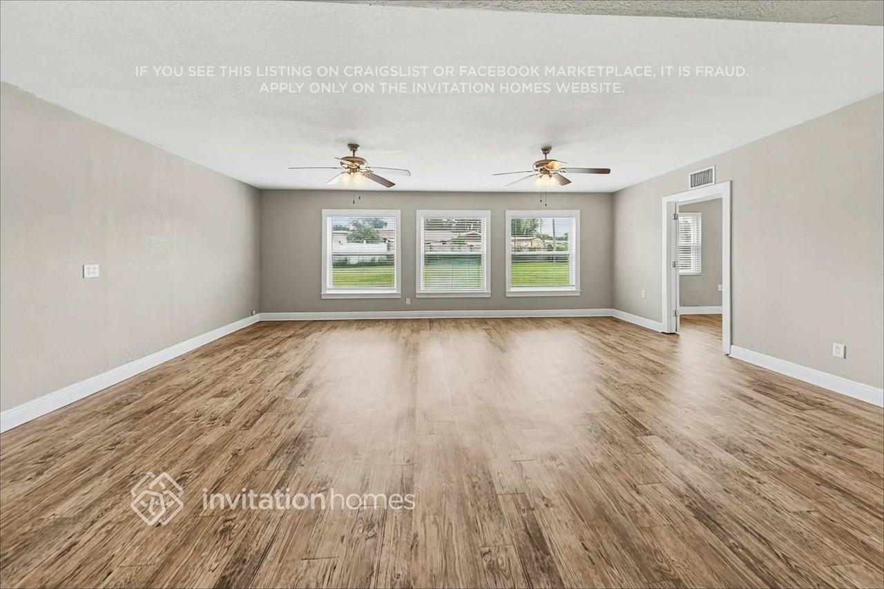 725 Clayton St - Photo 7 of 19
