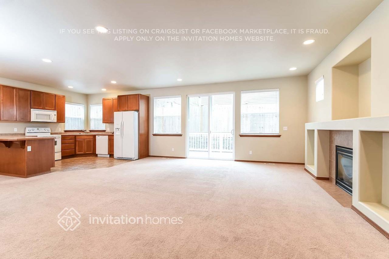2412 193rd St Sw - Photo 4 of 21