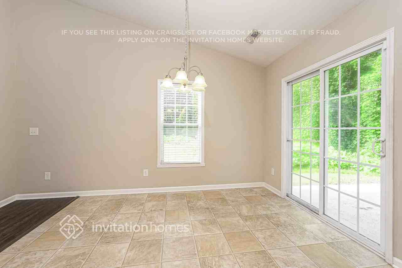 5288 Mount Hope Dr - Photo 6 of 17