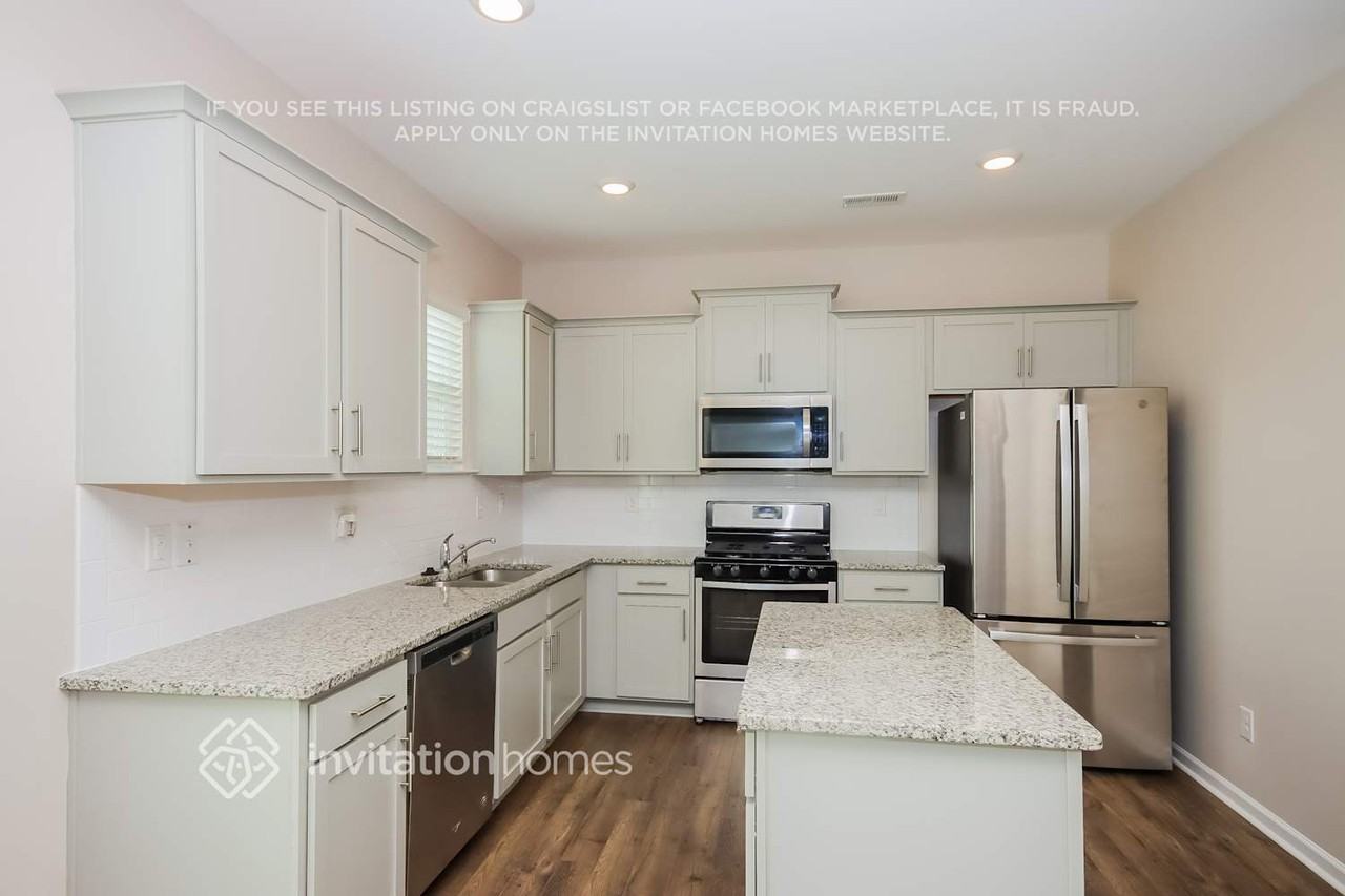213 Atwater Landing Dr - Photo 6 of 16