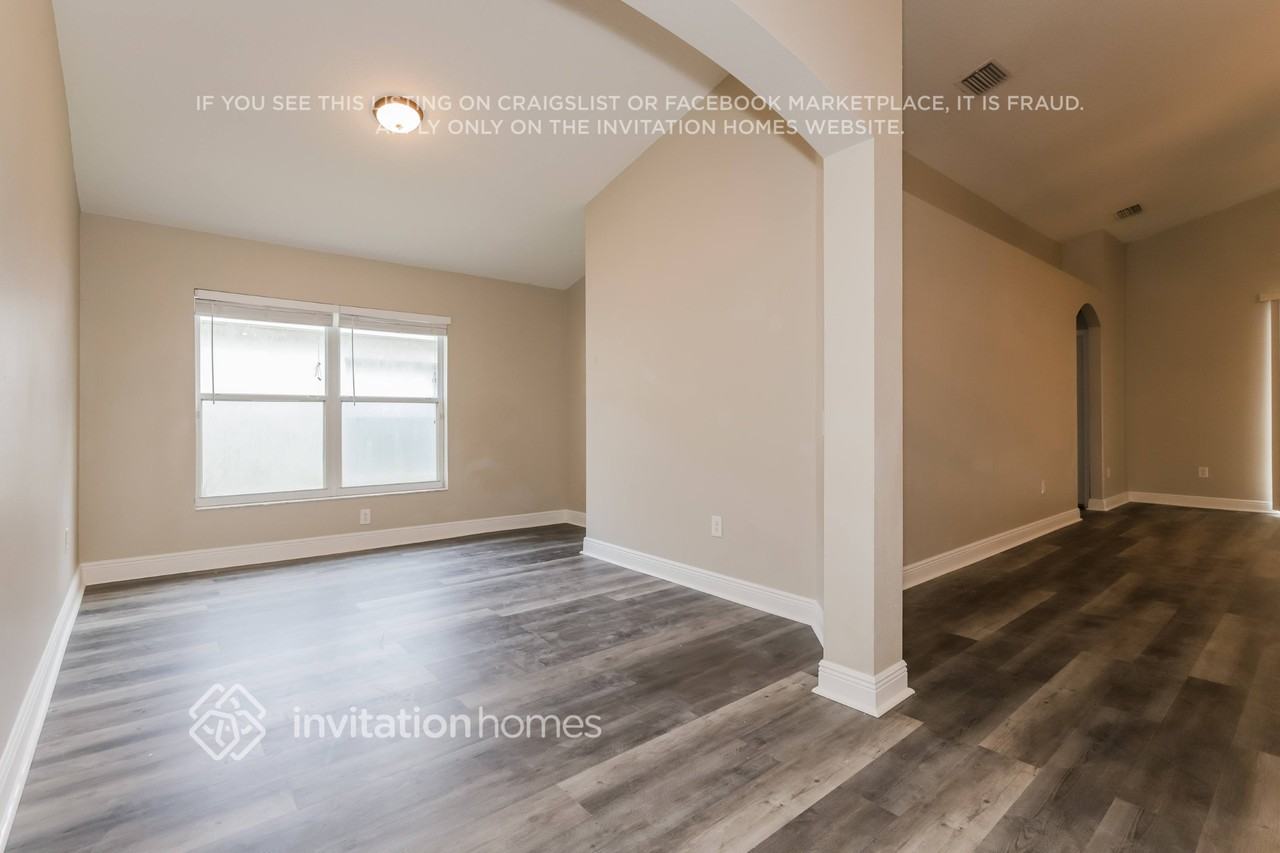 513 Somerstone Dr - Photo 2 of 13