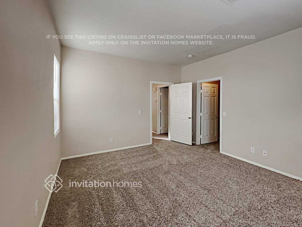 1331 Willow Village Ave - Photo 5 of 11