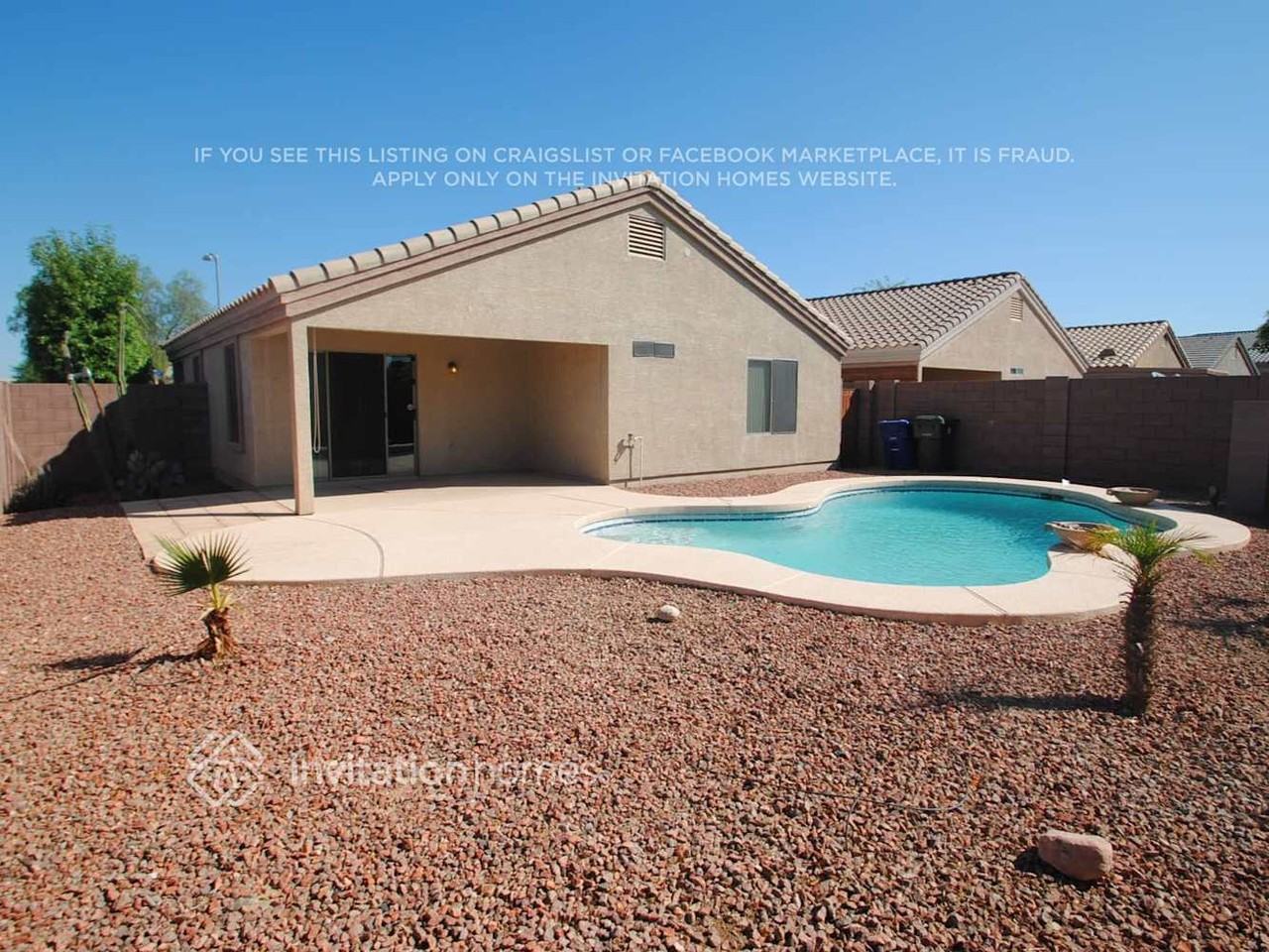 12575 W Lisbon Ln - Photo 7 of 8