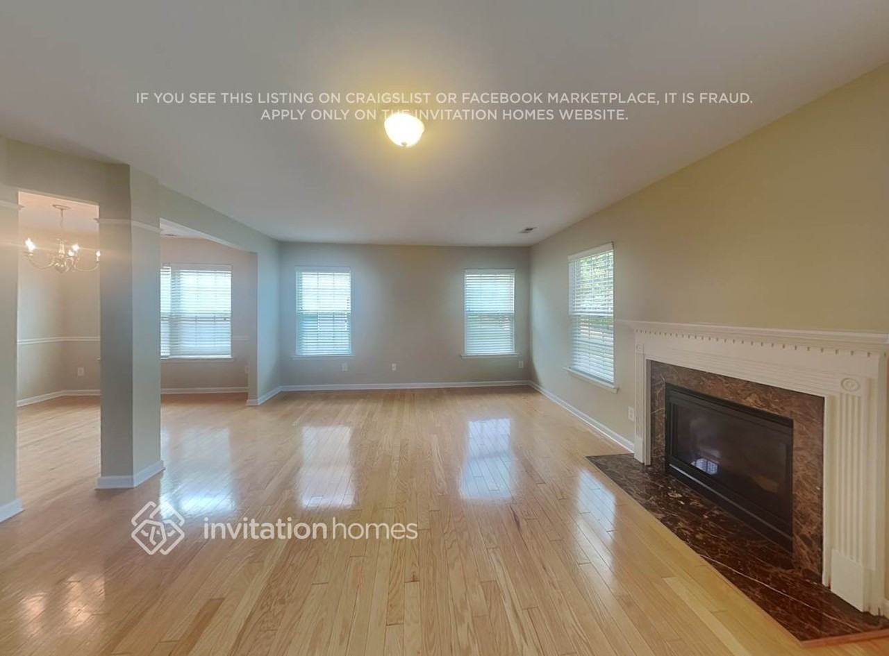 5321 Heather Ridge Ln - Photo 5 of 18