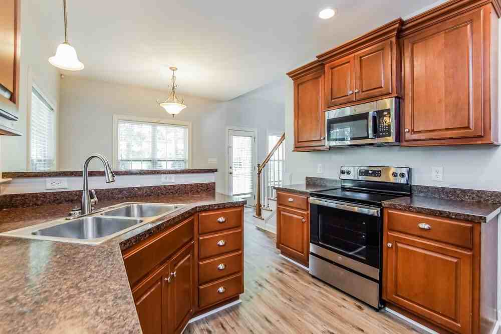 169 N Farm Dr - Photo 7 of 17
