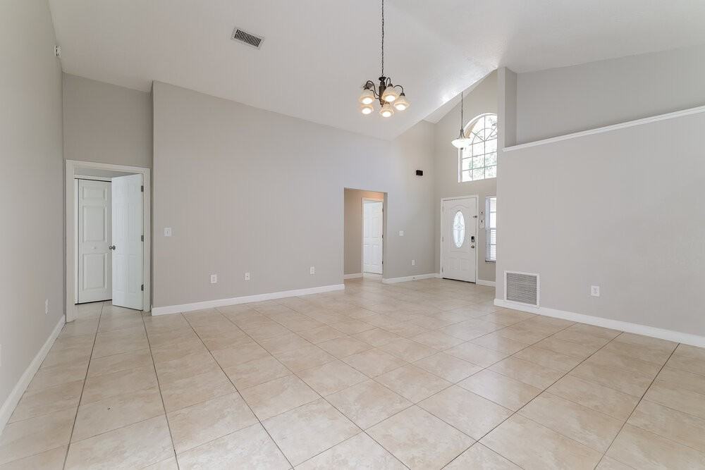 2120 Cuxham Ct - Photo 5 of 16