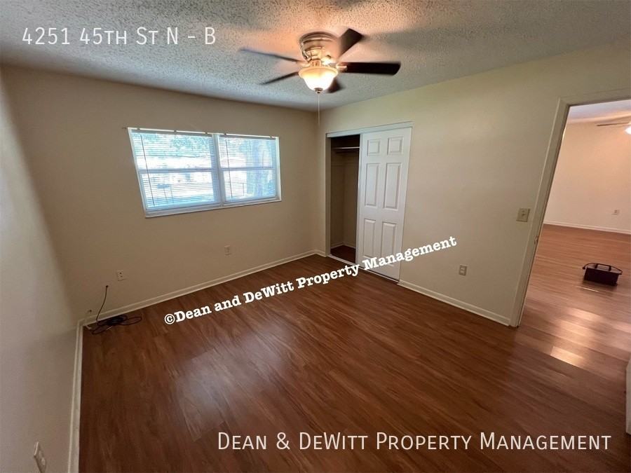 4251 45th St N #B - Photo 5 of 14