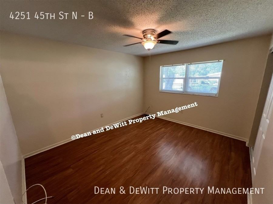 4251 45th St N #B - Photo 6 of 14