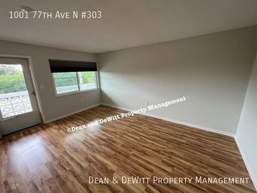 1001 77th Ave N #303 - Photo 7 of 21