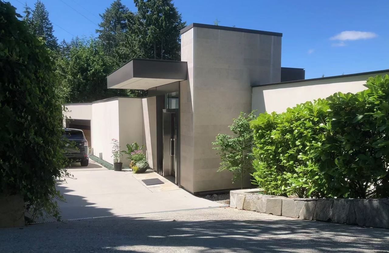 6173 Nelson Ave, West Vancouver - Photo 3 of 47