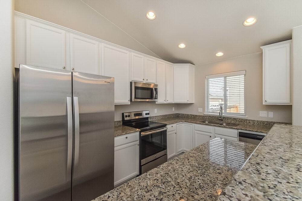 6863 Phantom Way - Photo 7 of 17