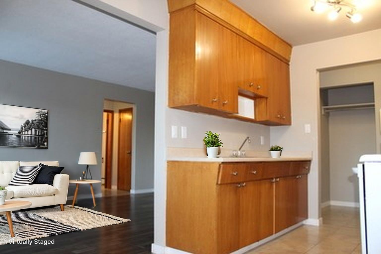 Jazz Manor Apartments - Photo 6 of 18