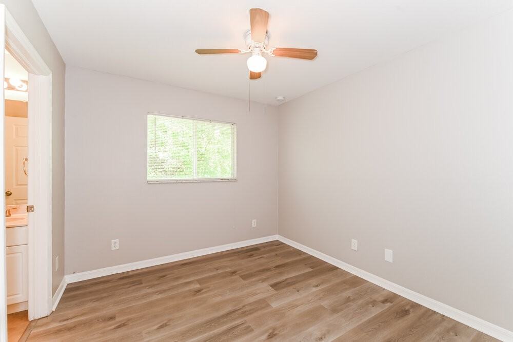 2506 66th St W - Photo 7 of 16