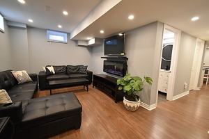 featured image of 17 Blackbird Lane