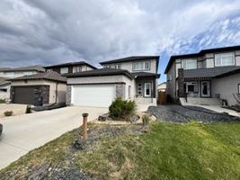 featured image of 366 Bonaventure Dr W