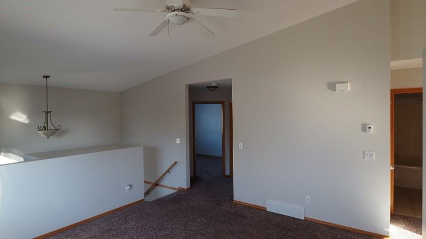 3 Bedroom House Located in Riverside Meadows! - Photo 3 of 10