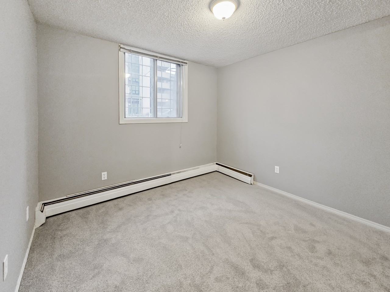 1337 13 Ave Sw - Photo 5 of 17