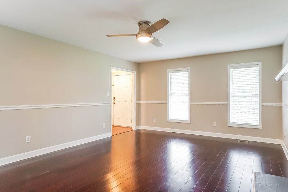 4208 Knightsbridge Way - Photo 6 of 18