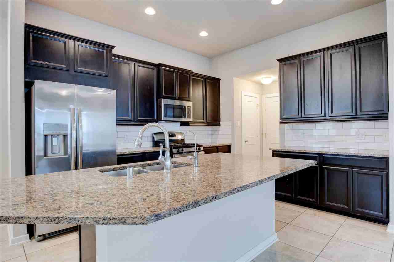 3114 Auburn Colony Ct - Photo 2 of 9