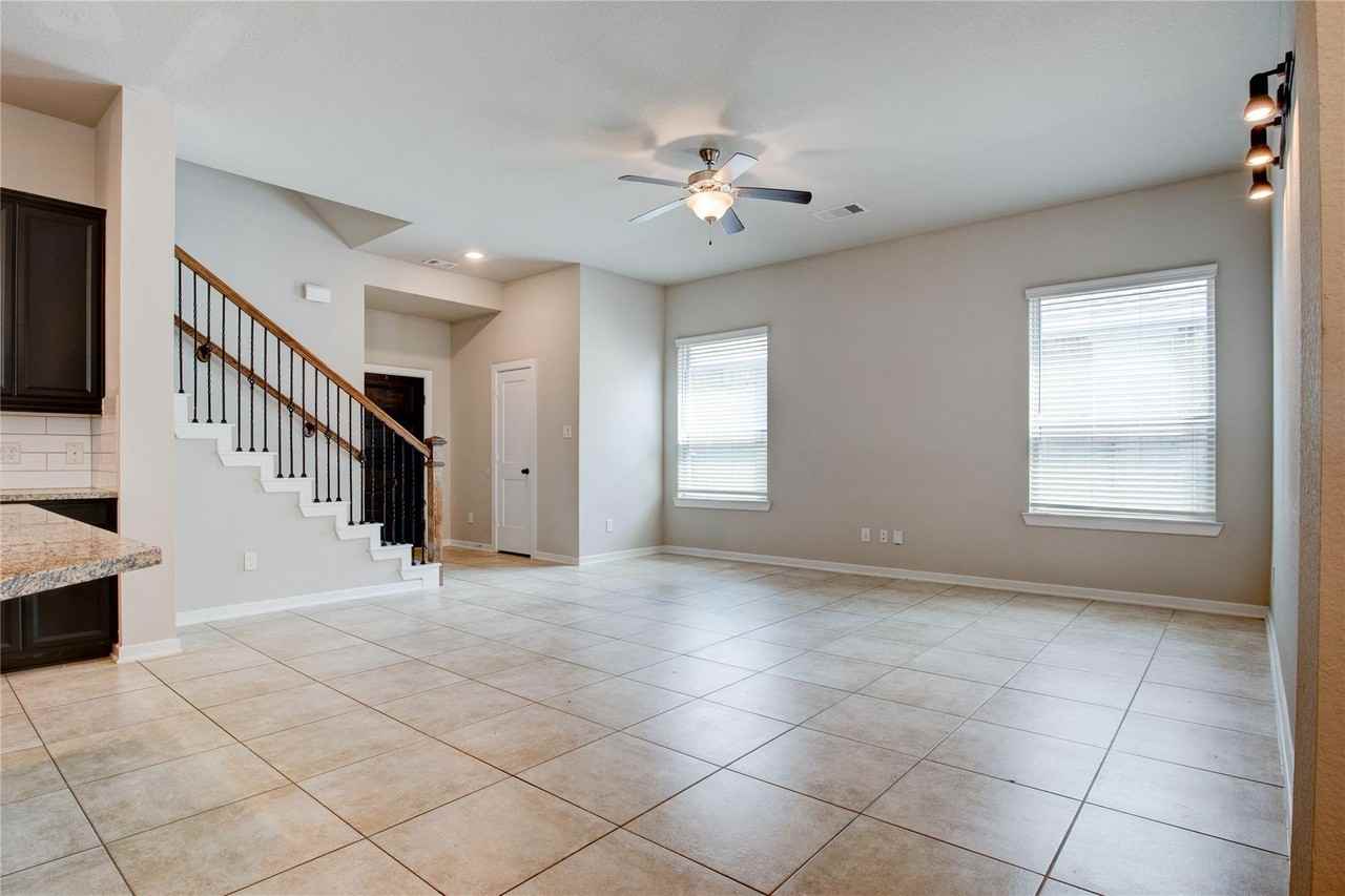 3114 Auburn Colony Ct - Photo 3 of 9