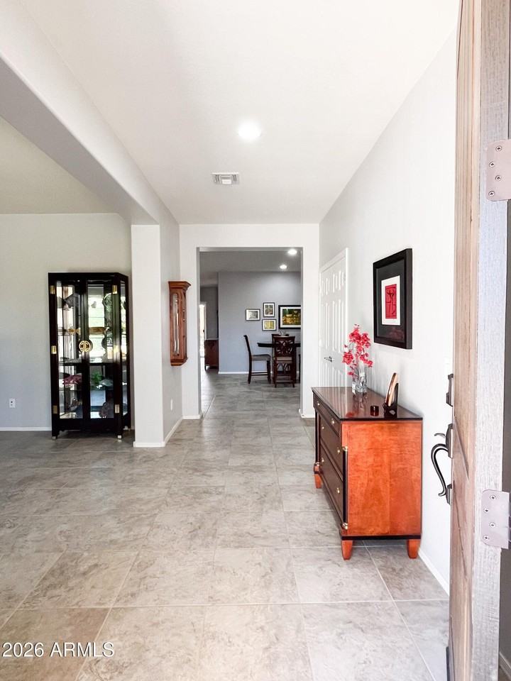 25935 W Potter Dr - Photo 6 of 18
