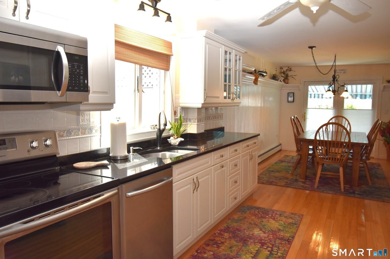 18 Mohican Trl - Photo 6 of 39