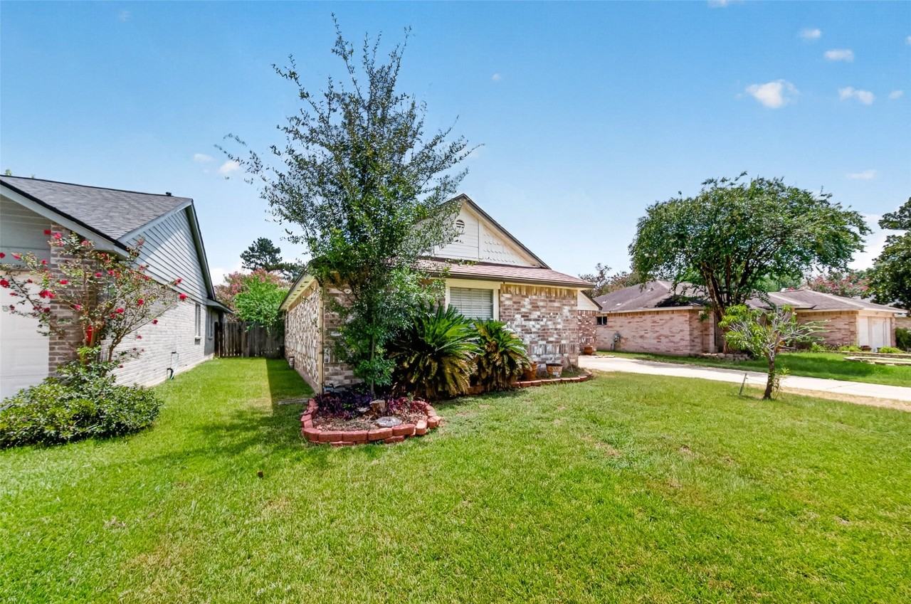 3218 Tynemeadow Ct - Photo 4 of 42