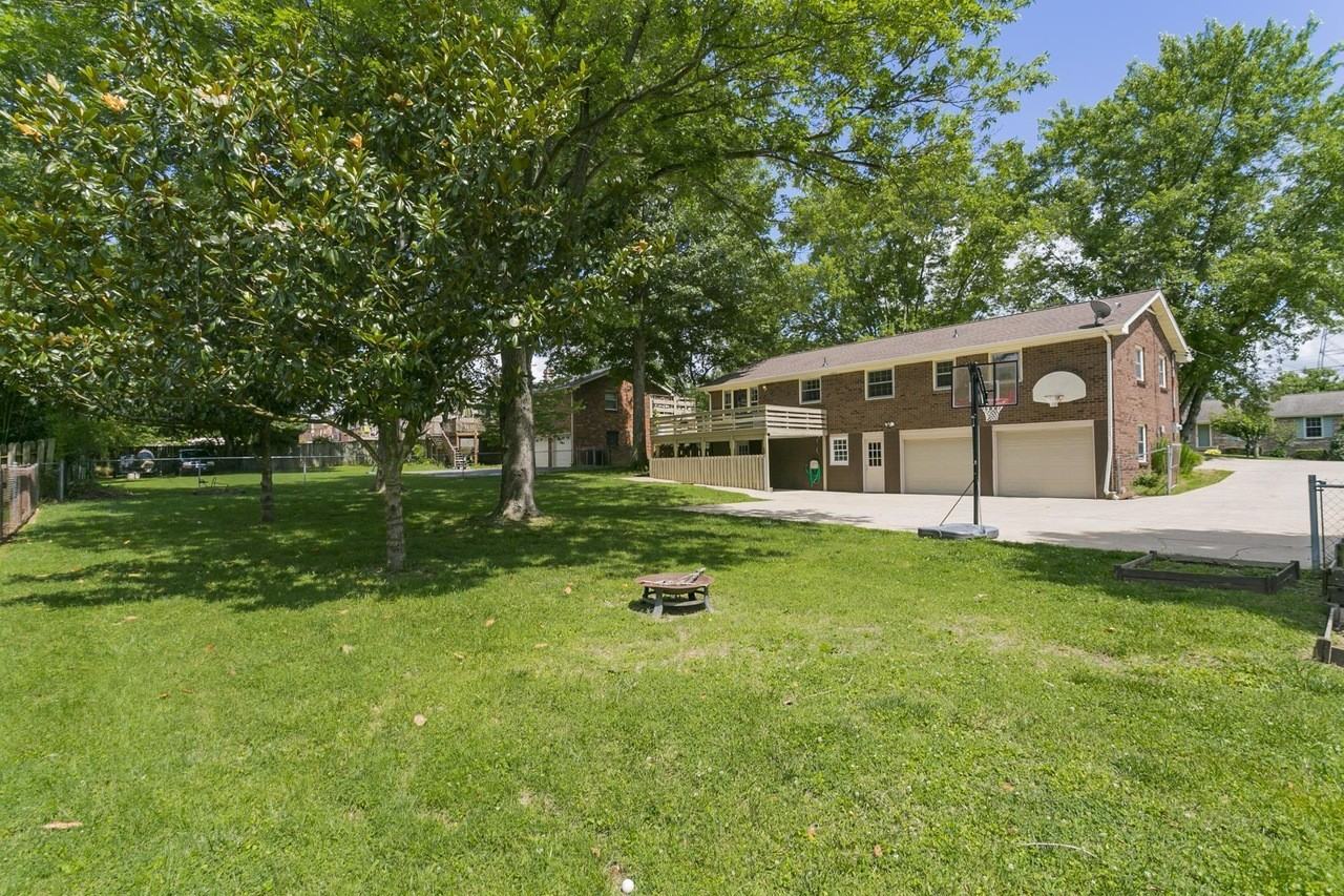 105 Raindrop Ln - Photo 6 of 33