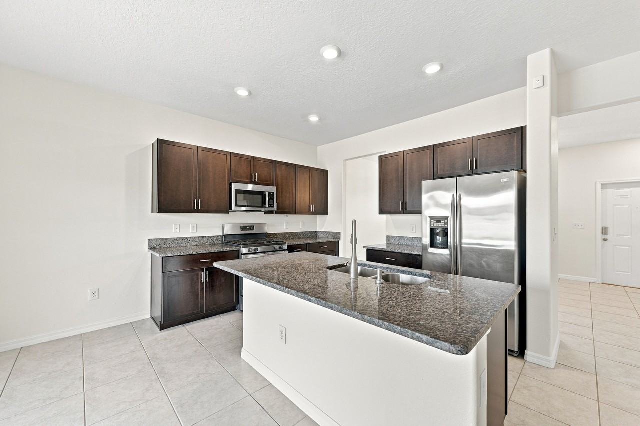 9454 Channing Hill Dr - Photo 6 of 46