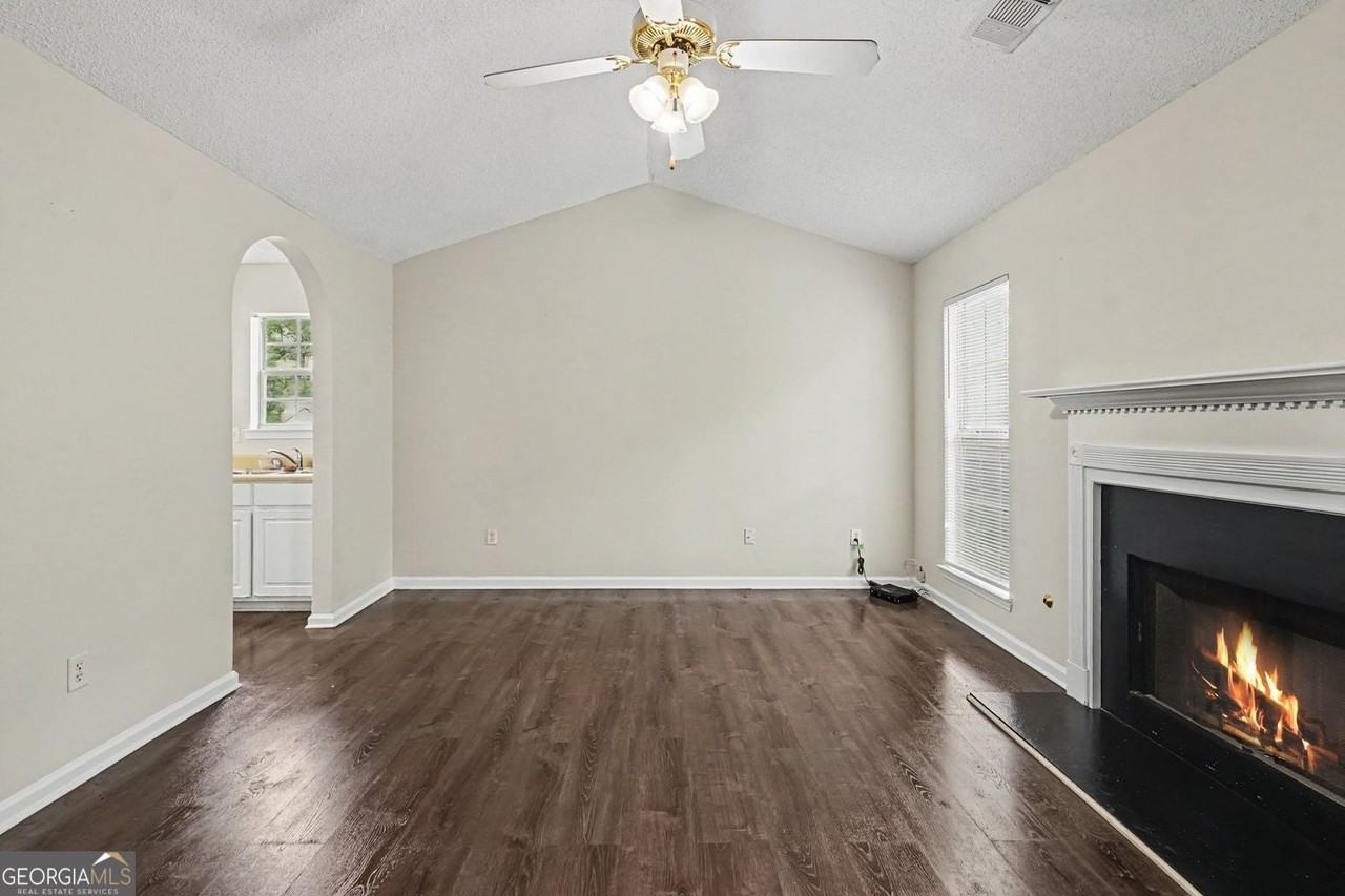 4824 Buchli Ln - Photo 3 of 27