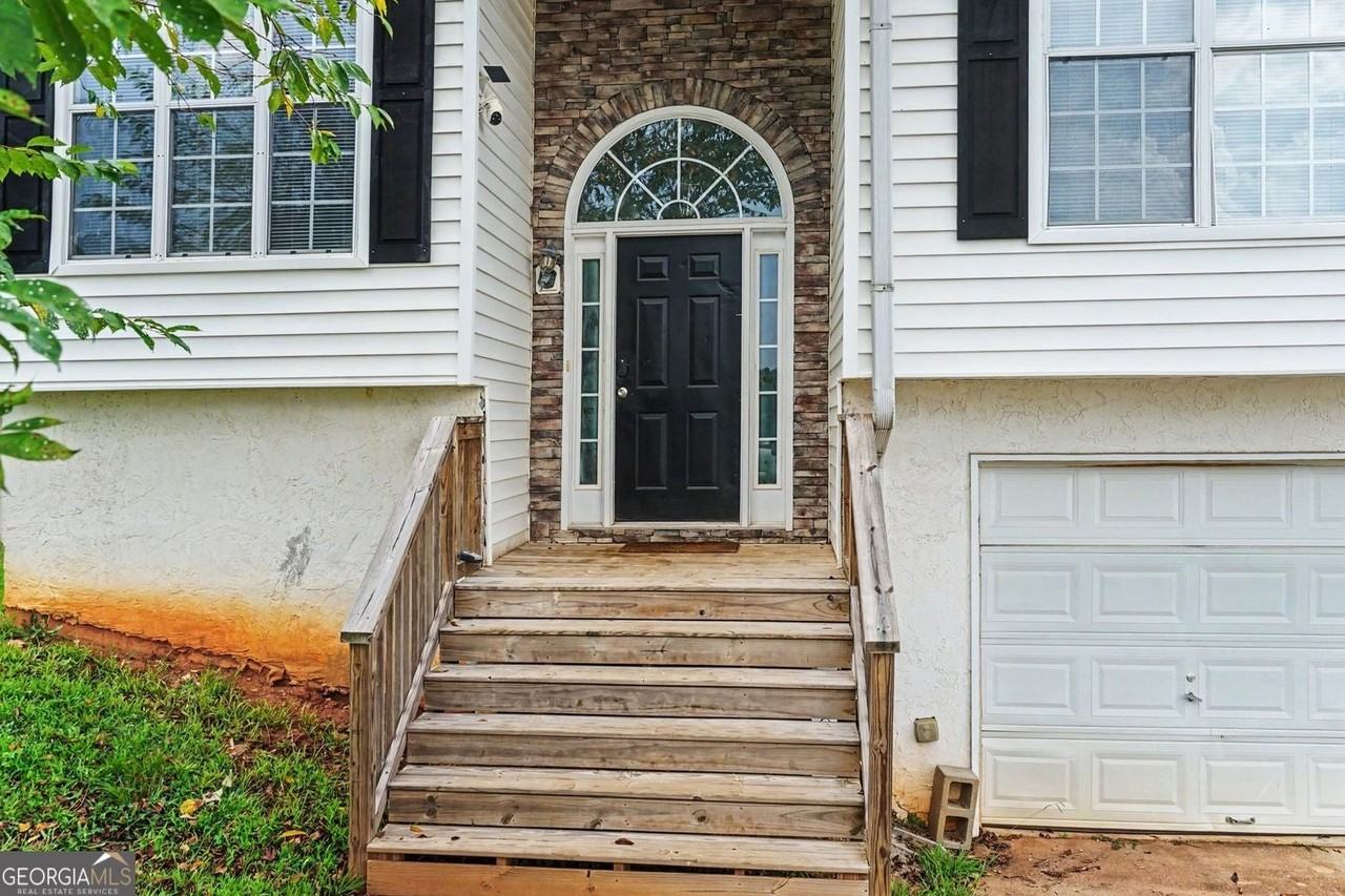 4824 Buchli Ln - Photo 6 of 27