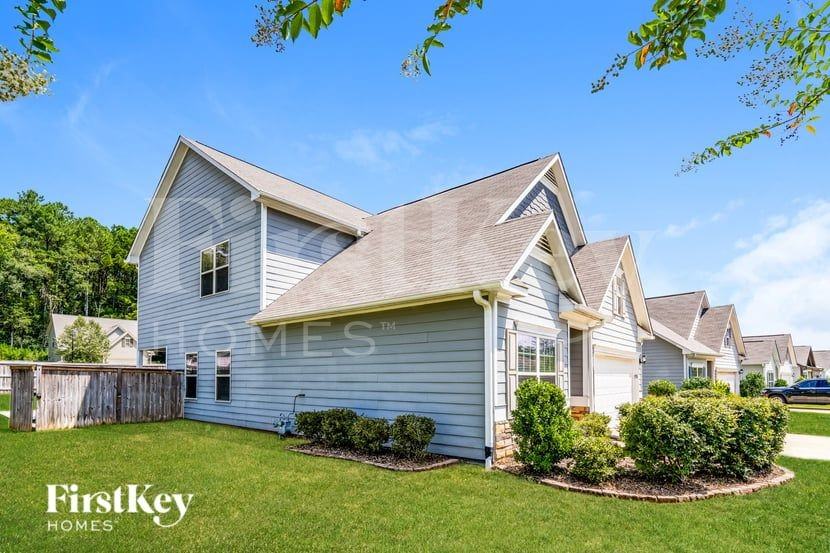 8613 Clarke Ln - Photo 2 of 19