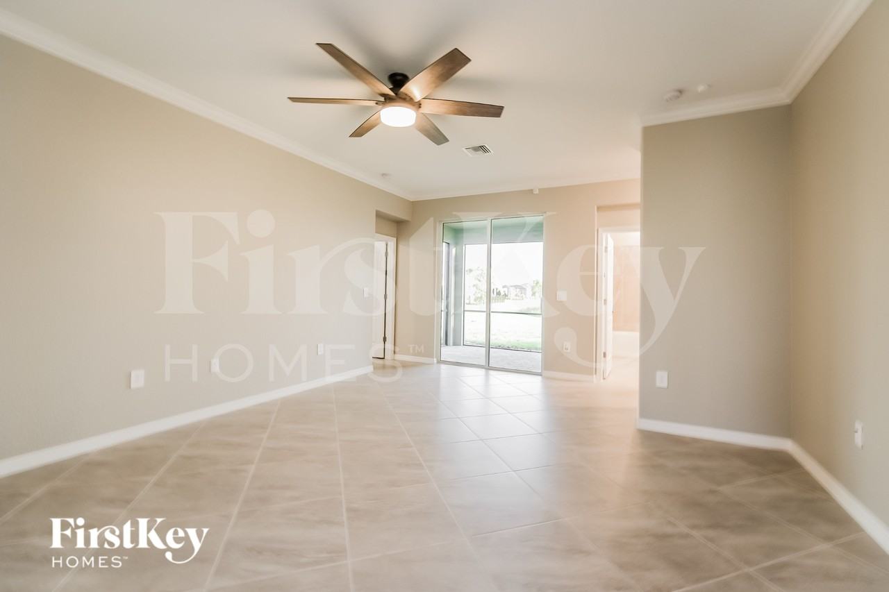 16128 Sabal Path - Photo 3 of 15