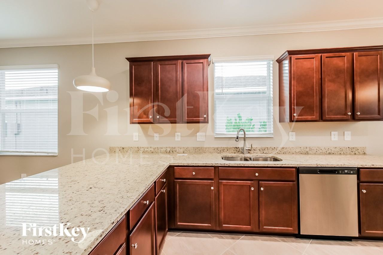 16128 Sabal Path - Photo 6 of 15